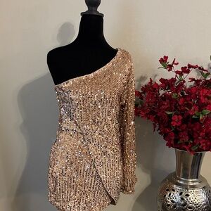 Glamorous One-Shoulder Sequin Dress